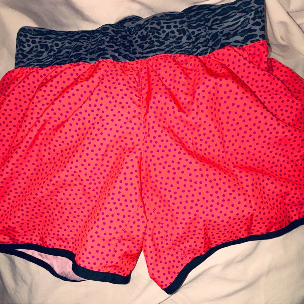 women's Nike Dri-FIT Tempo running shorts